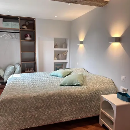 Privee Avec Salle De Bain Homestay Domagne