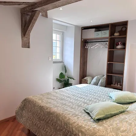 Privee Avec Salle De Bain Homestay Domagne